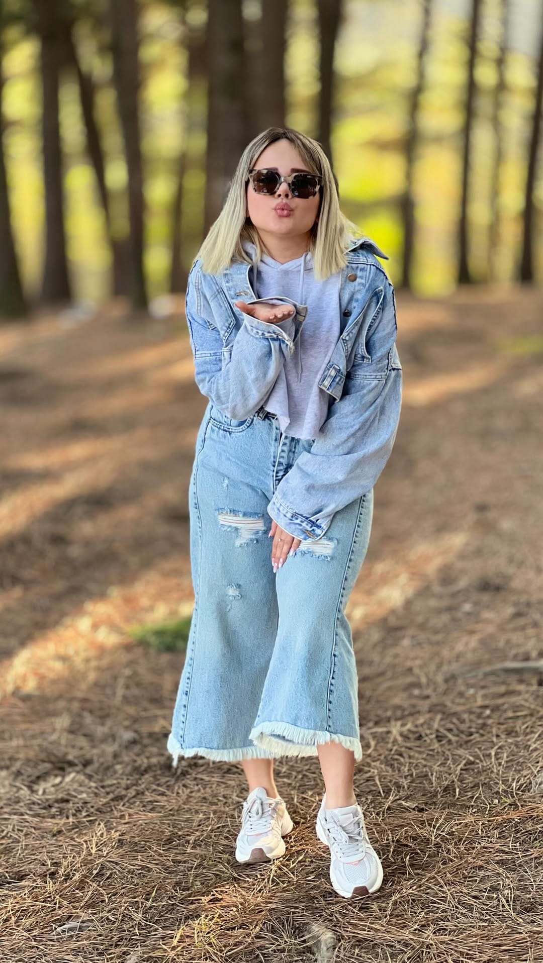 Post 10 by M a h s a🌙•|مهسا نظام پسند|• on Instagram (video)