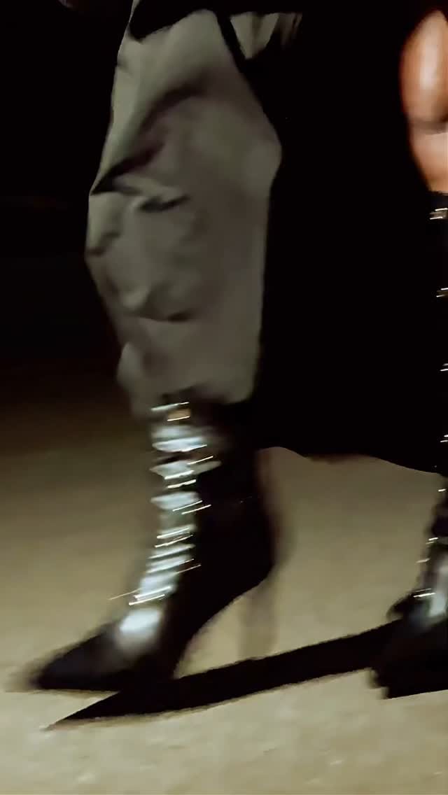 Post 10 by Sandra Bea on Instagram (video)
