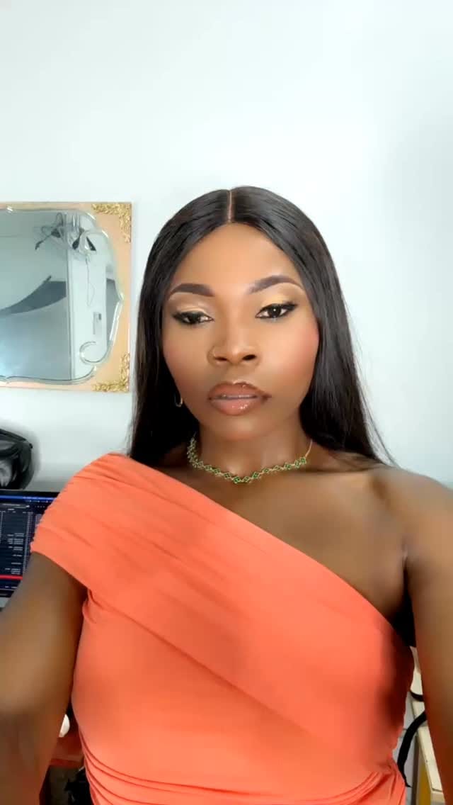 Post 5 by Sandra Bea on Instagram (video)
