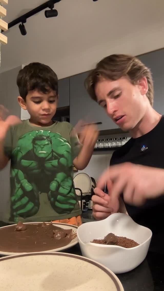 Post 9 by Douglas Santtos on Instagram (video)