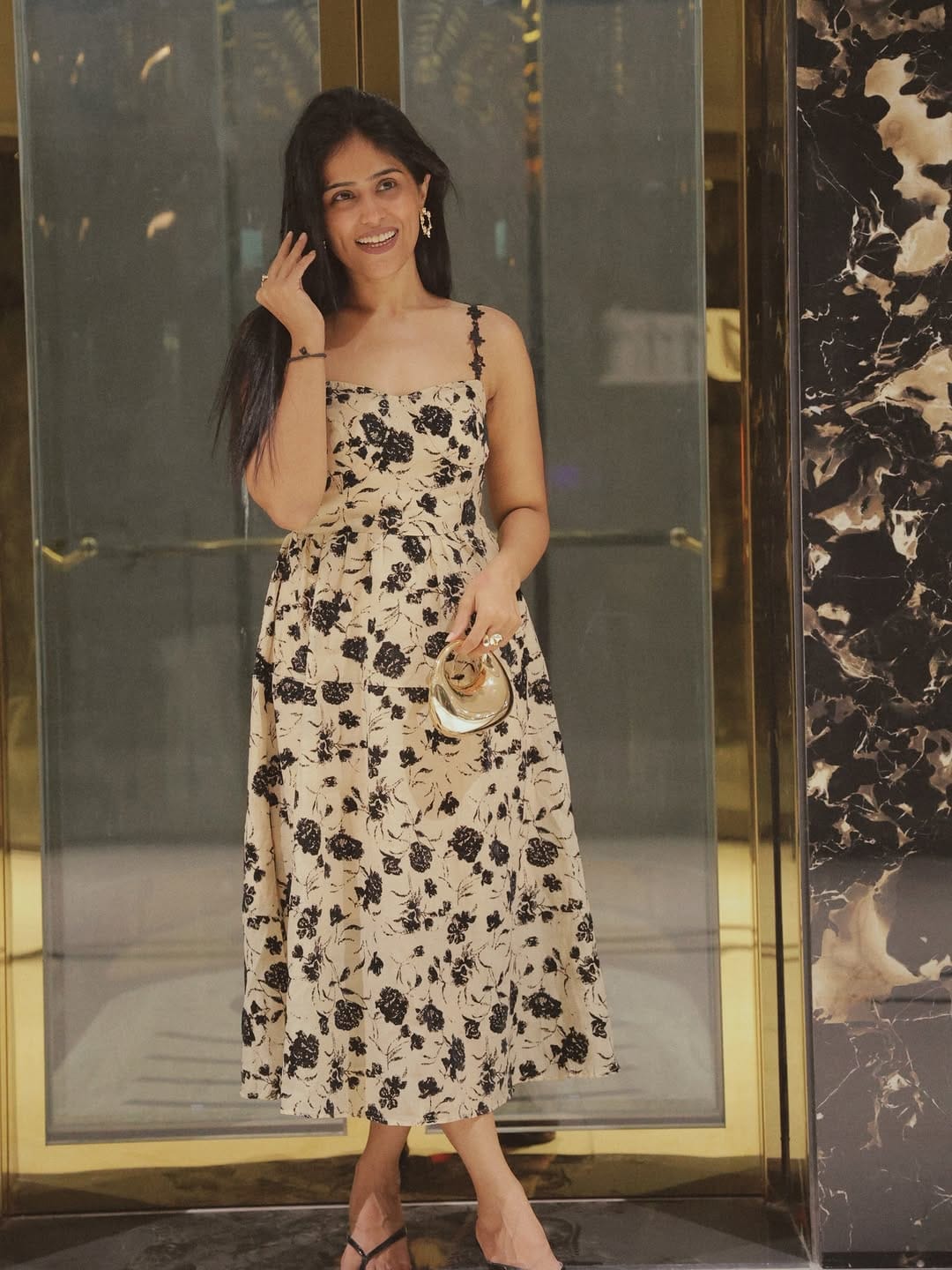 Post 4 by Riya hasani|Fashion and lifestyle on Instagram (carousel)