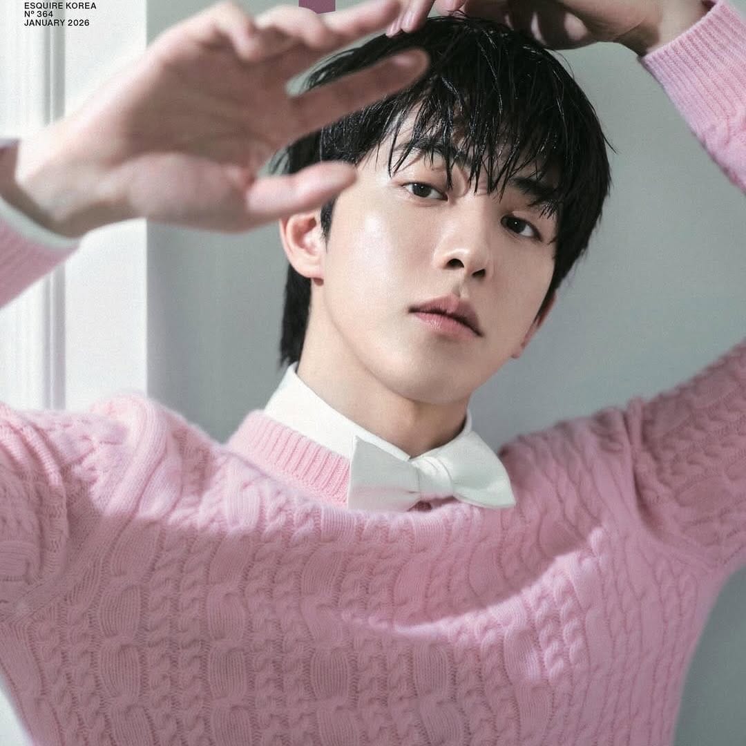 Post 9 by 살롱하츠 • 하츠도산 SALON HE:ARTS DOSAN on Instagram (carousel)