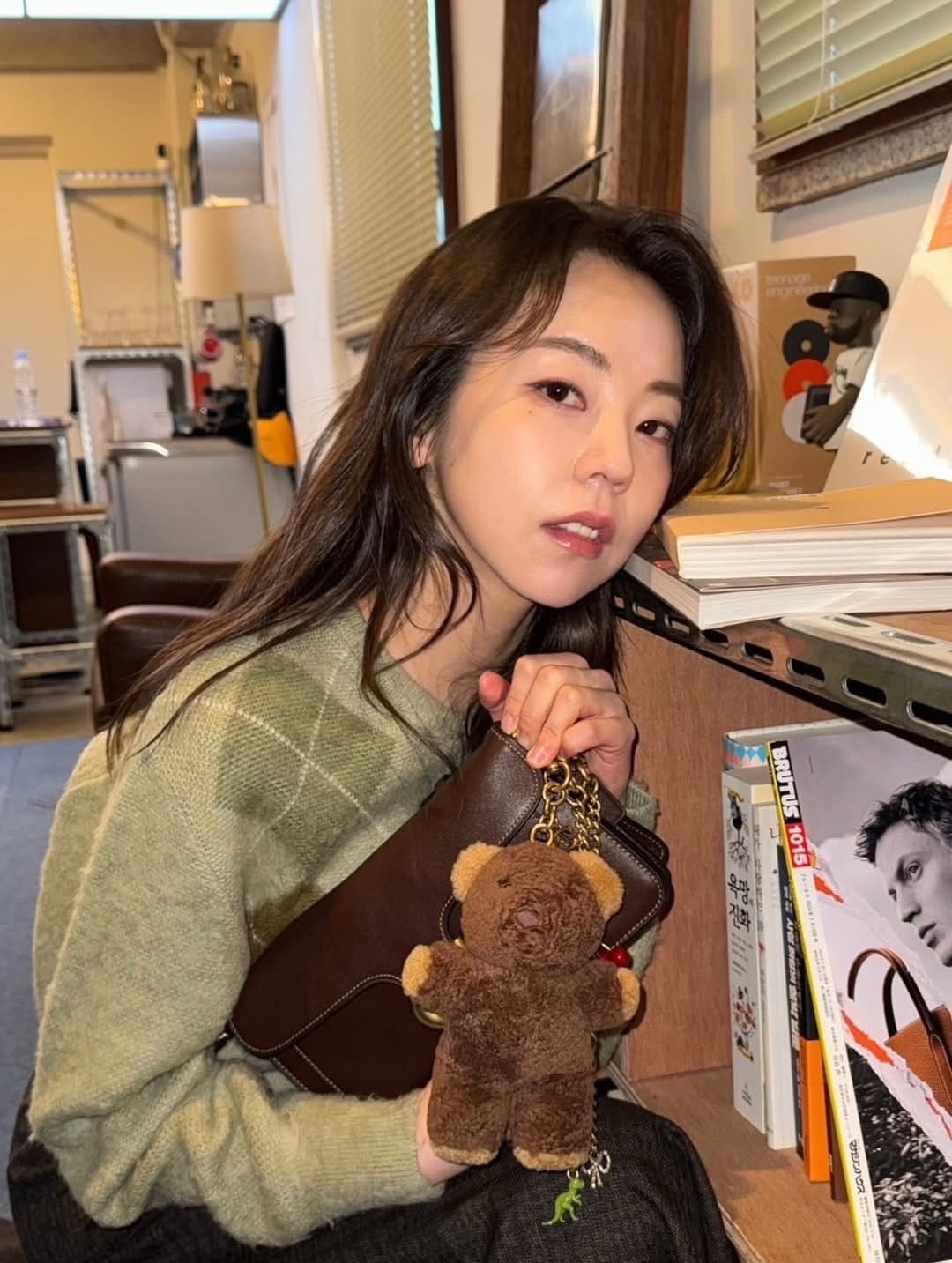 Post 2 by 살롱하츠 • 하츠도산 SALON HE:ARTS DOSAN on Instagram (carousel)