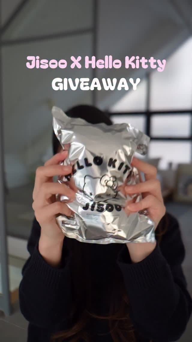Post 9 by Hola Abril on Instagram (video)