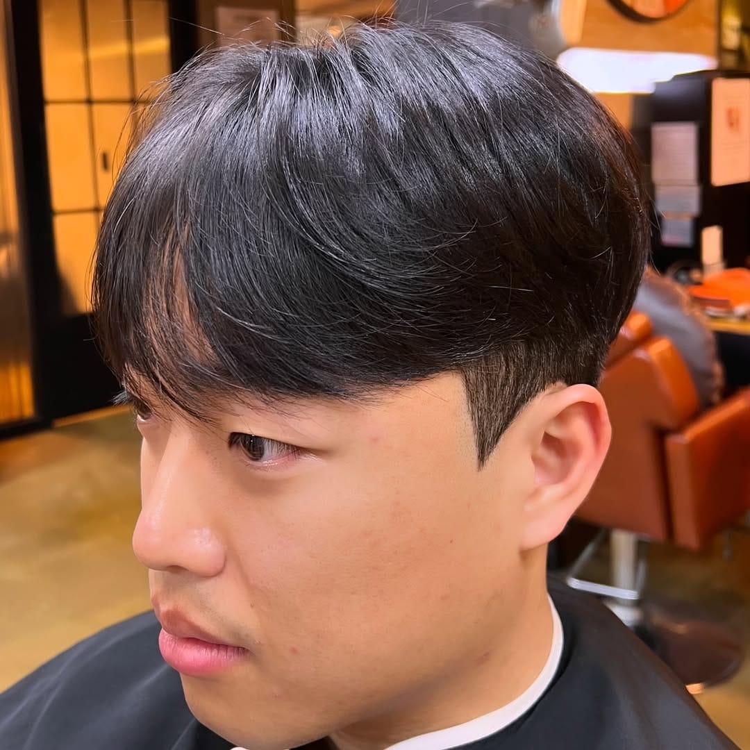 Post 5 by 서산미용실 바운스헤어 민형쌤 [시스루펌,리프펌,애즈펌] on Instagram (carousel)