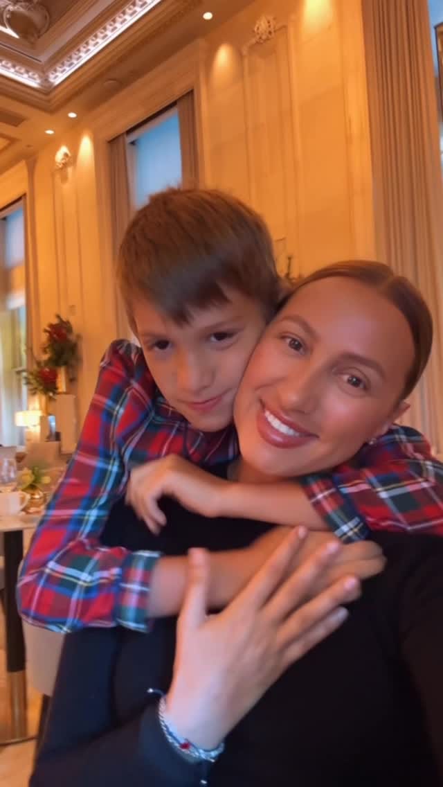 Post 5 by Liana Khasanova on Instagram (video)