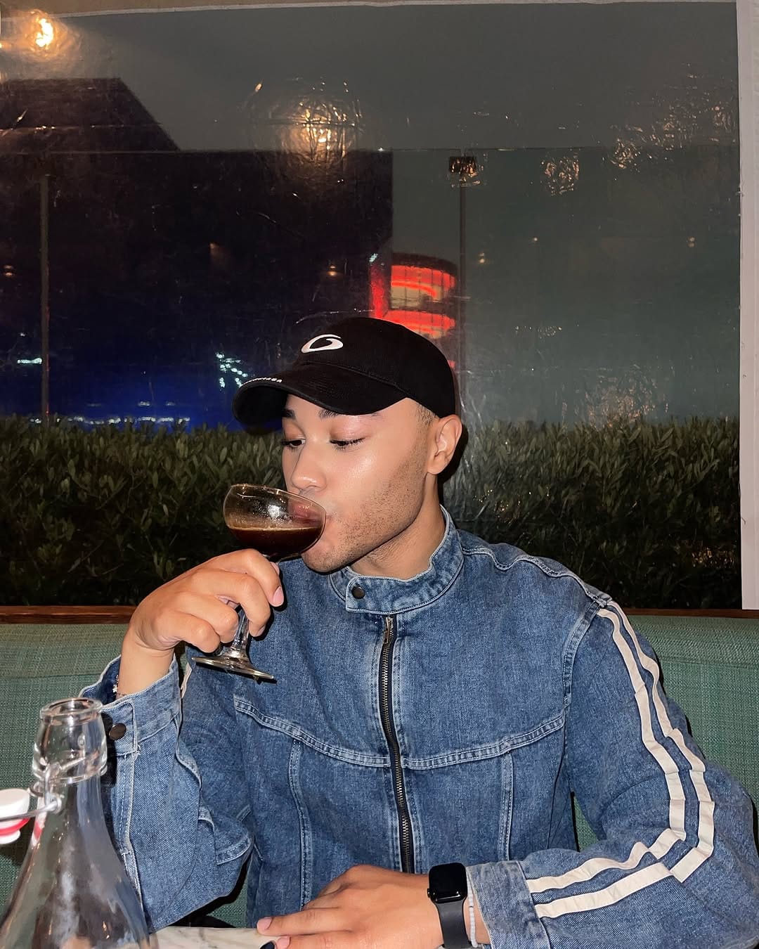 Post 10 by N E I K K O on Instagram (carousel)