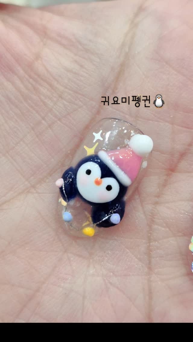 Post 6 by 전주신시가지네일샵 핑크비쥬&김성아네일lab.대표 on Instagram (video)
