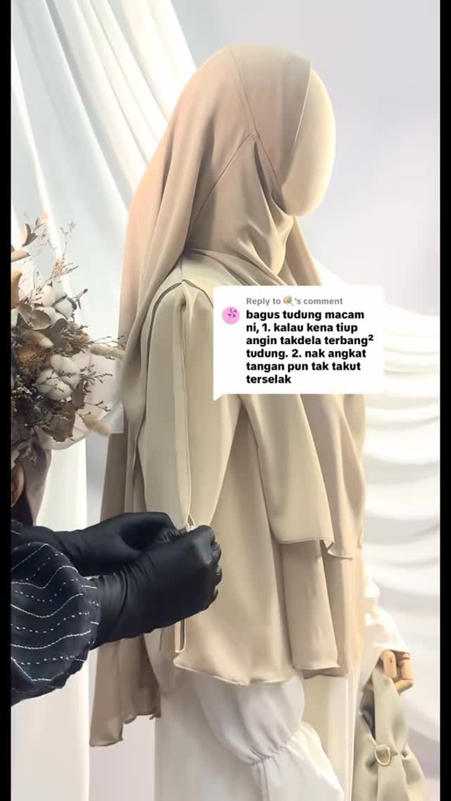 Post 8 by Khimar Modest on Instagram (video)