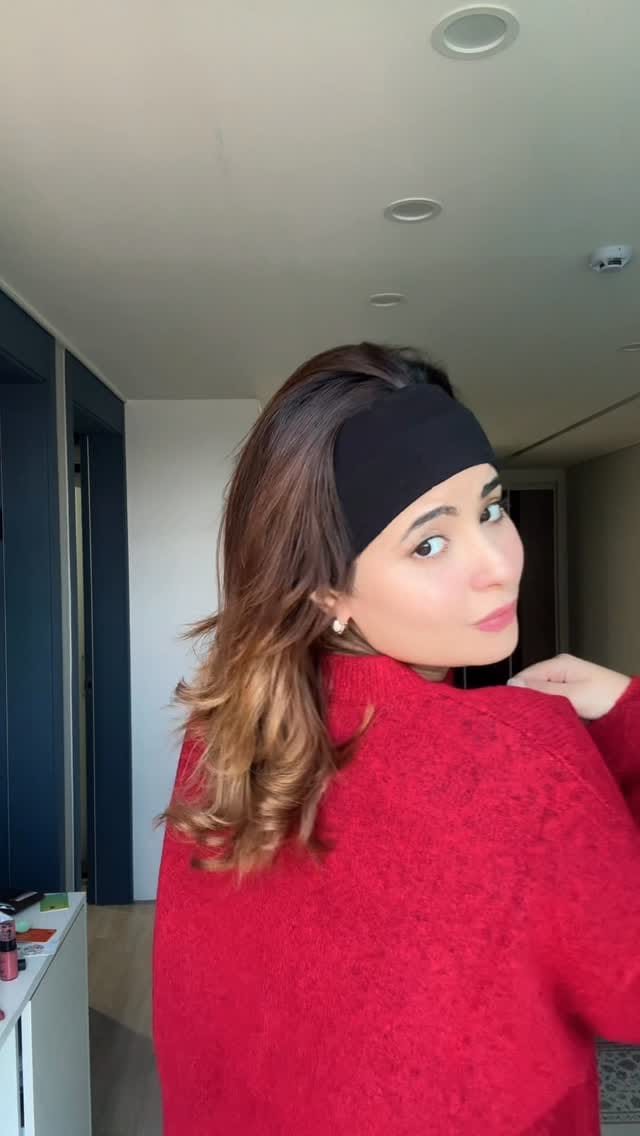 Post 1 by Faiza 파이자 on Instagram (video)