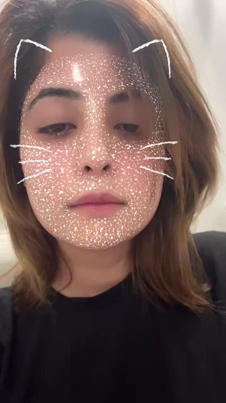 Post 9 by Faiza 파이자 on Instagram (video)