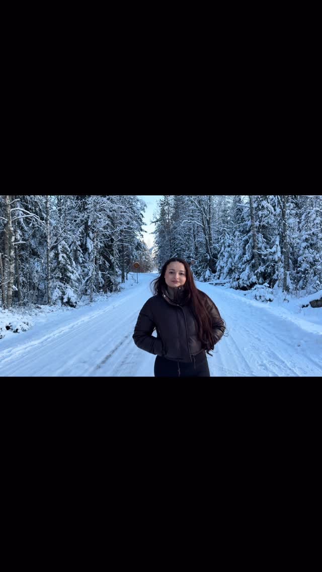Post 5 by 𝑺𝒂𝒏𝐳𝒊𝒂𝒏𝒂 𝑴𝒂𝒏𝒖𝒆𝒍𝒂 𝑫𝒂𝒊𝒄𝒖 on Instagram (video)