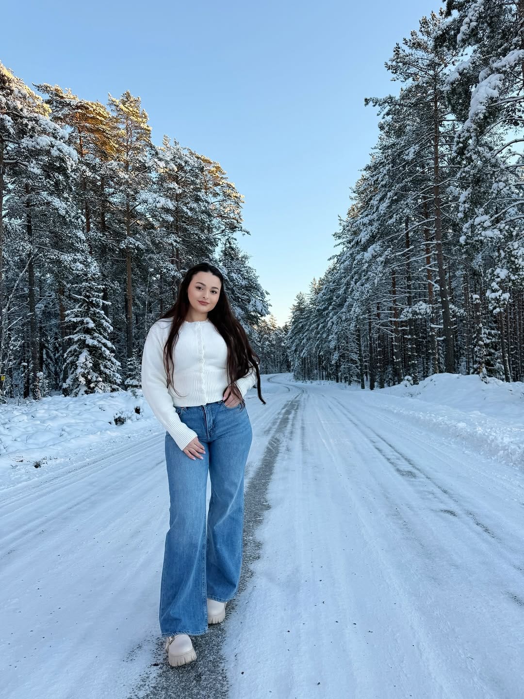 Post 6 by 𝑺𝒂𝒏𝐳𝒊𝒂𝒏𝒂 𝑴𝒂𝒏𝒖𝒆𝒍𝒂 𝑫𝒂𝒊𝒄𝒖 on Instagram (image)