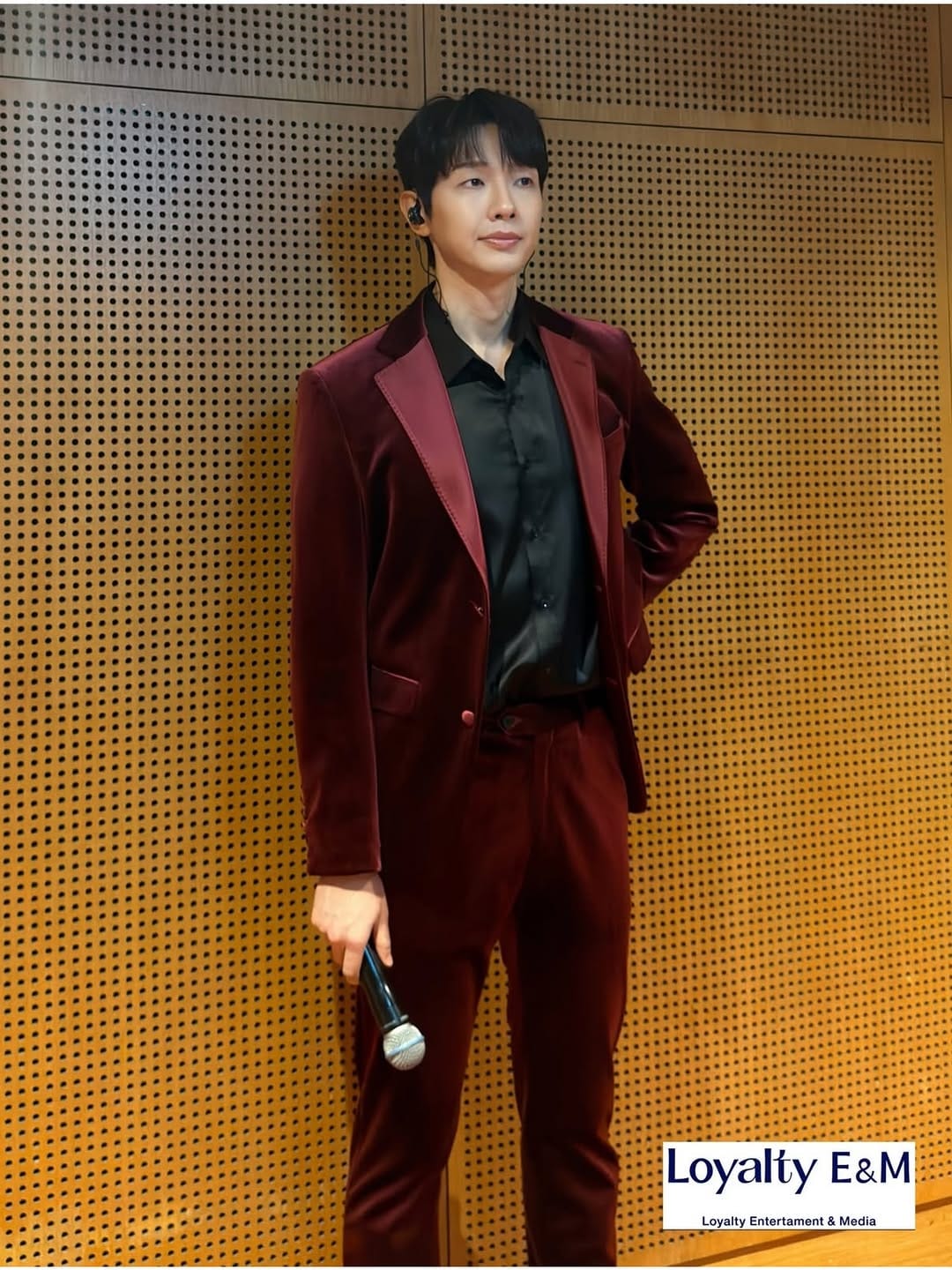Post 3 by 그린바이강미 on Instagram (image)