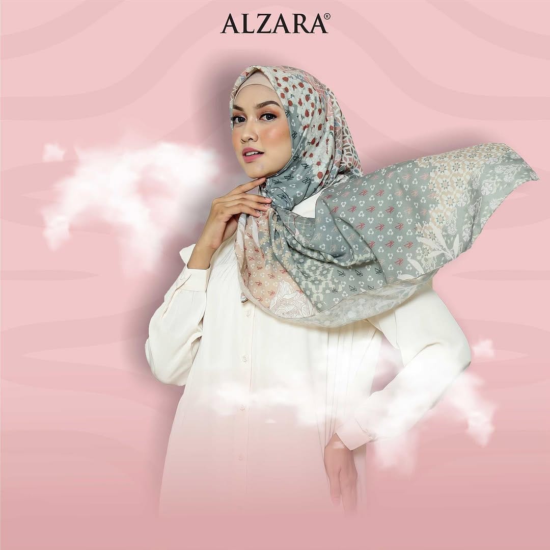 Post 8 by ＡＬＺＡＲＡ O F F I C I A L on Instagram (image)