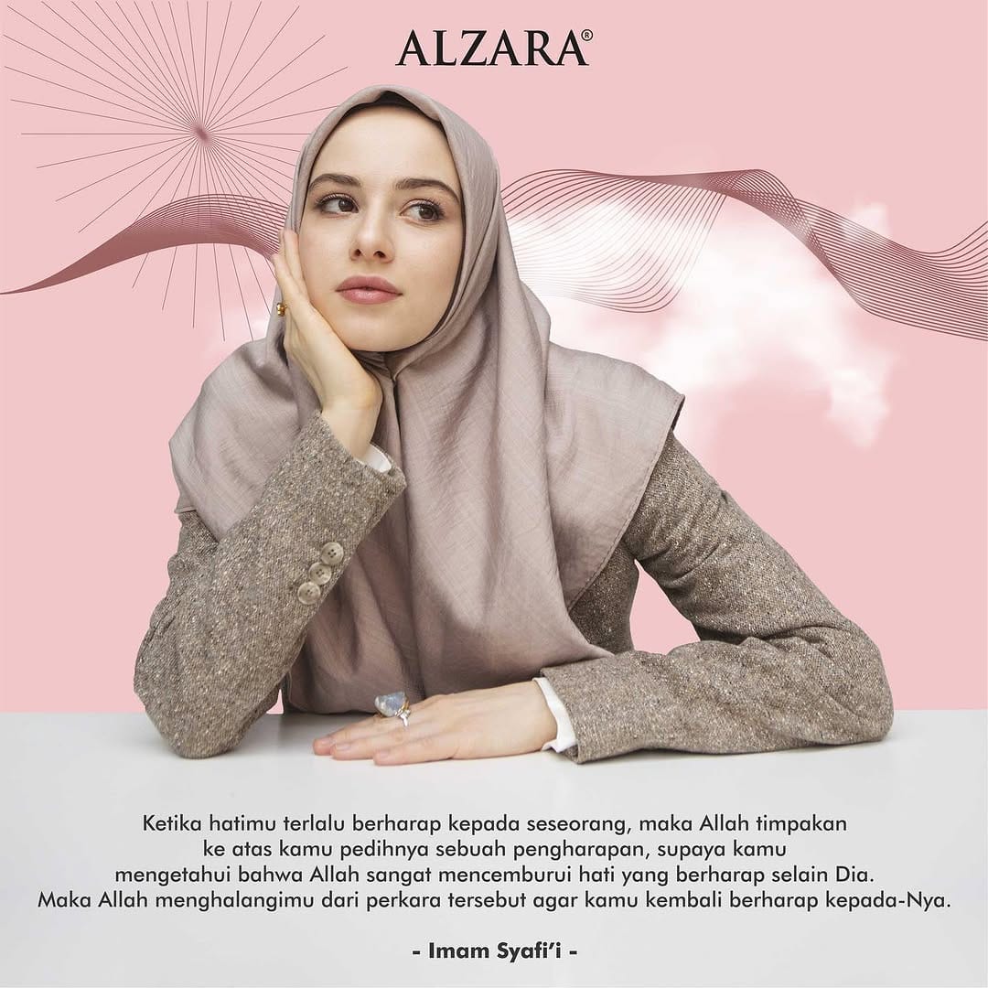 Post 5 by ＡＬＺＡＲＡ O F F I C I A L on Instagram (image)