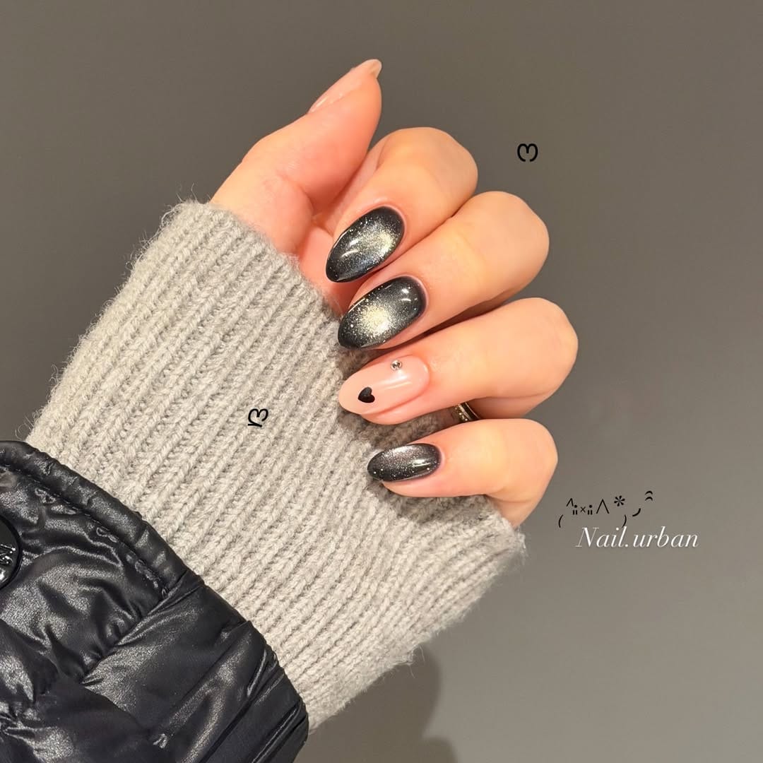 Post 6 by 네일어반•인계동네일•수원네일•웨딩네일 on Instagram (image)