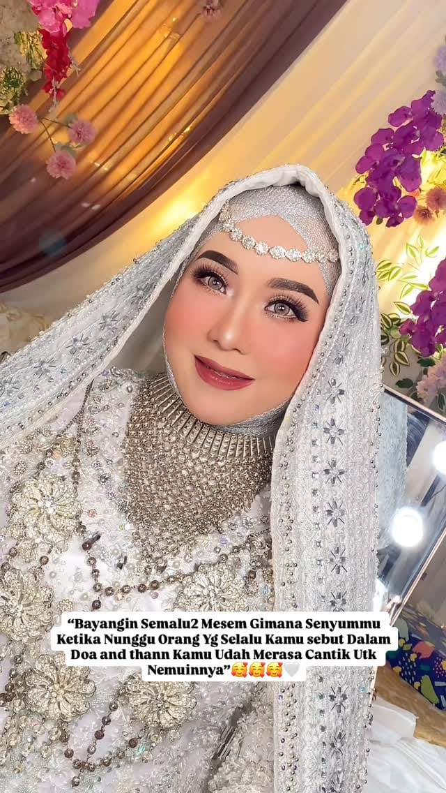 Post 2 by Syahrina on Instagram (video)