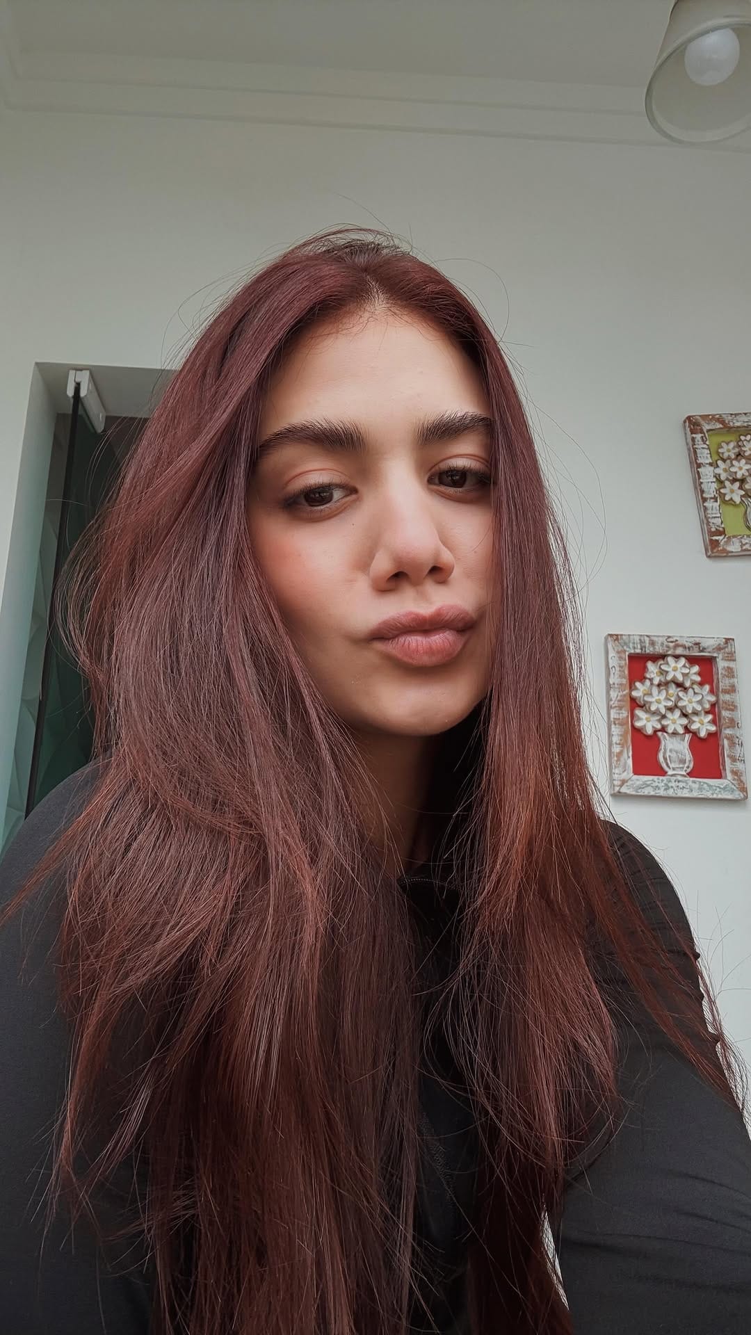 Post 4 by Maria Eduarda Sandes on Instagram (video)