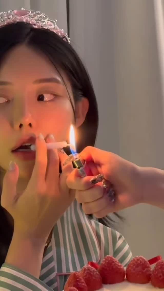 Post 9 by 하린 on Instagram (video)