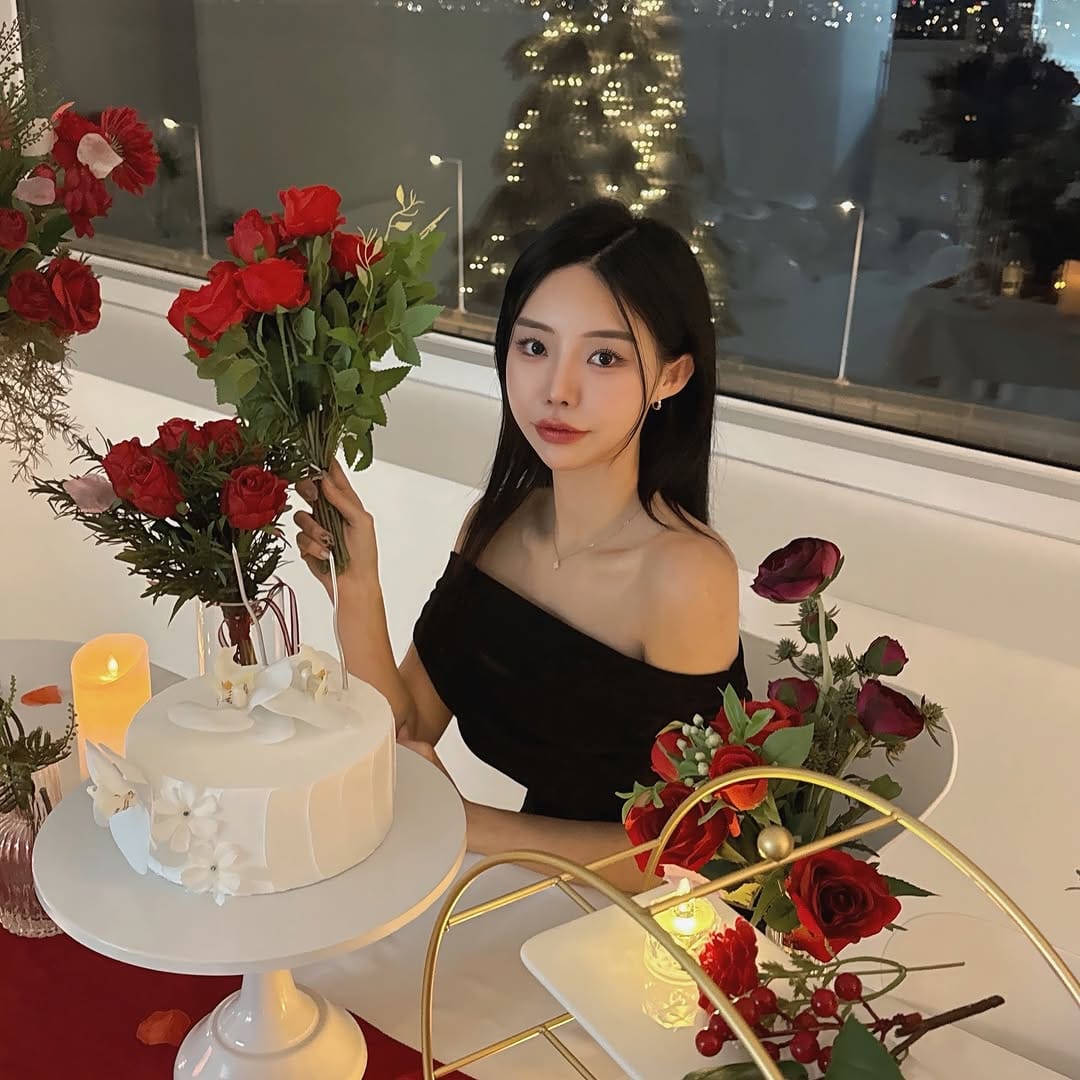 Post 6 by 하린 on Instagram (carousel)