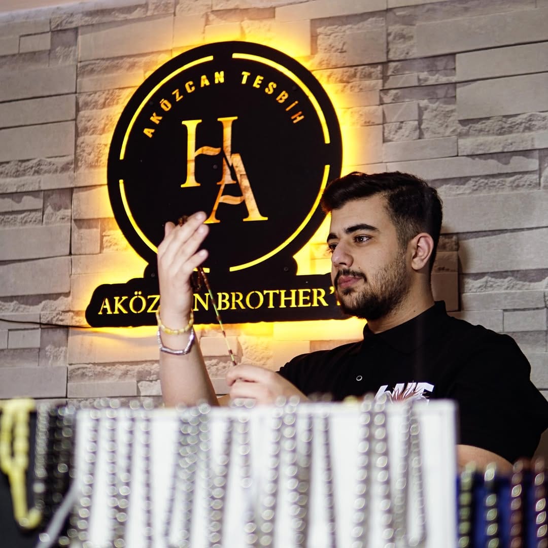 Post 8 by AKÖZCAN LUXURY on Instagram (image)