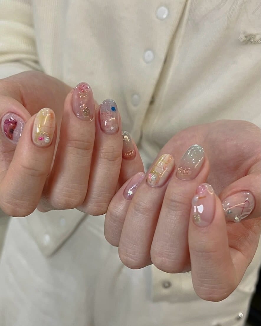 Post 1 by 오오네일스튜디오 on Instagram (carousel)