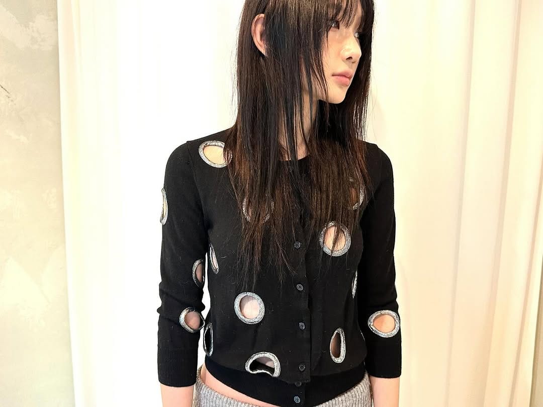 Post 9 by 오츠 빈티지 on Instagram (carousel)