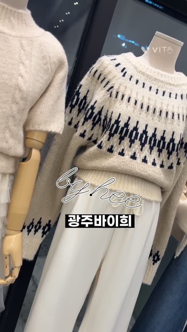 Post 2 by 광주옷가게 hee on Instagram (video)