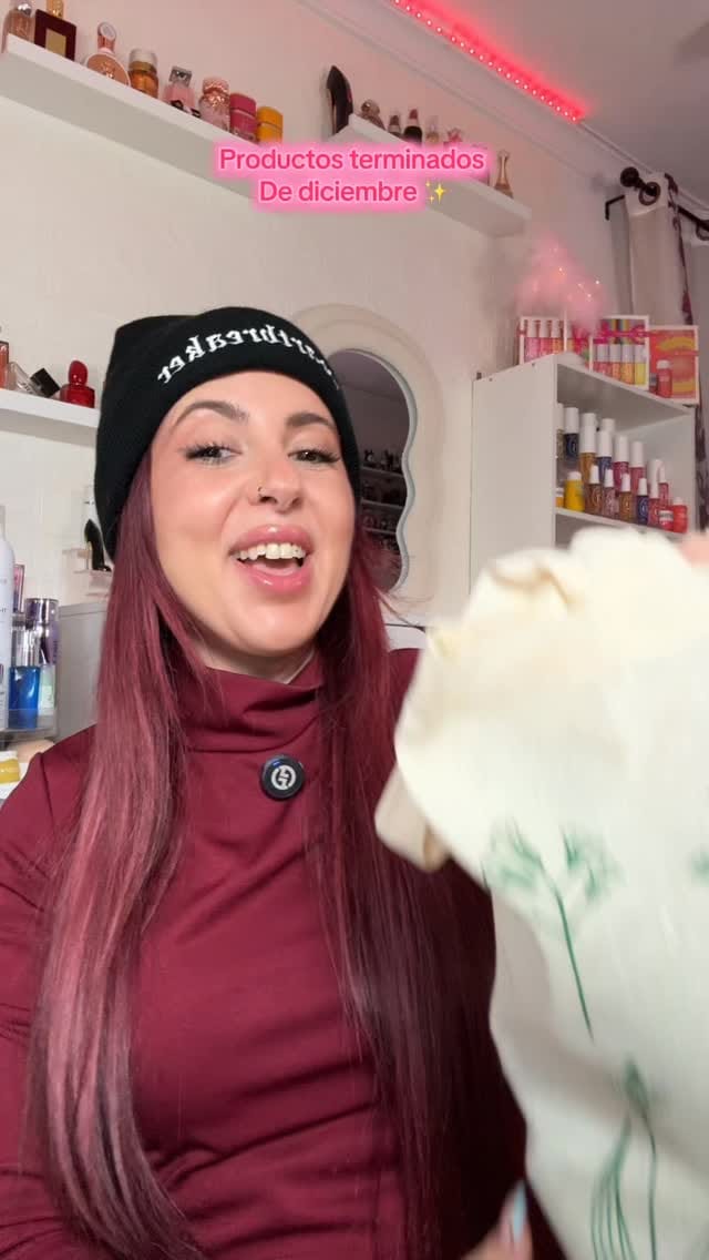 Post 7 by Isa Sanchez on Instagram (video)