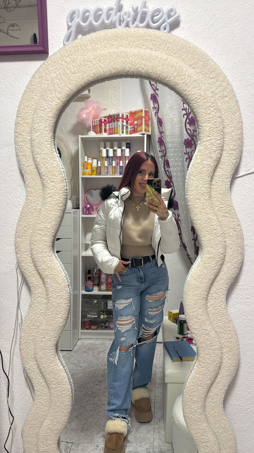 Post 8 by Isa Sanchez on Instagram (video)
