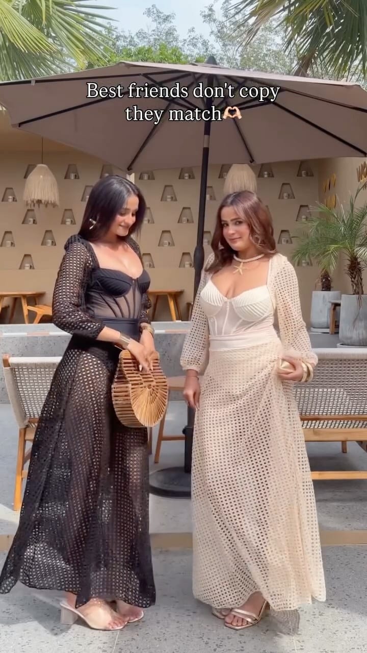 Post 5 by Jiya Basantani 🤎 on Instagram (video)