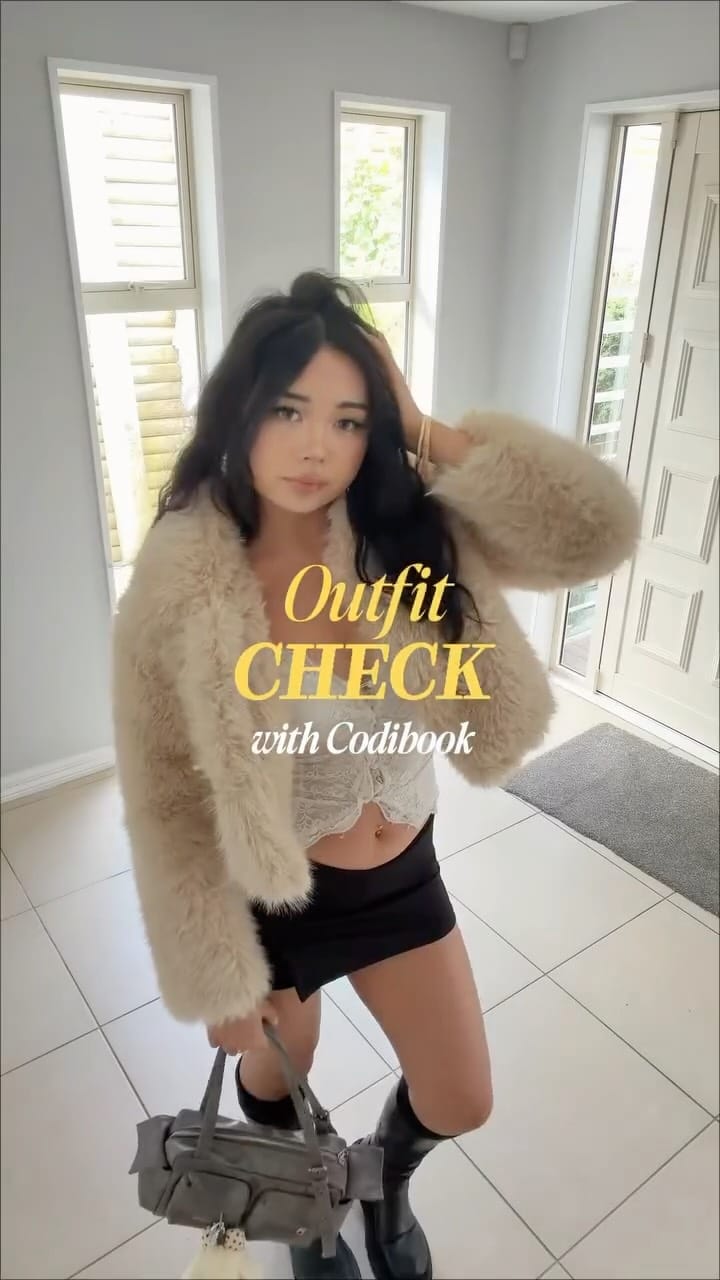 Post 6 by 코디북 Your Daily Look on Instagram (video)