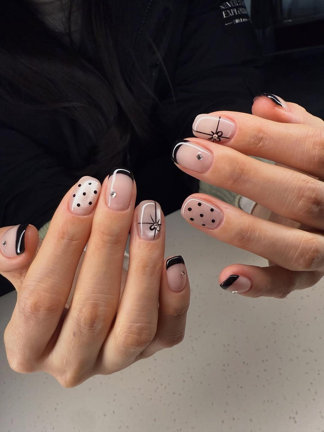 Post 7 by nail by 337/ 천호네일 강동네일 잠실네일 성내동네일 하남네일 on Instagram (carousel)