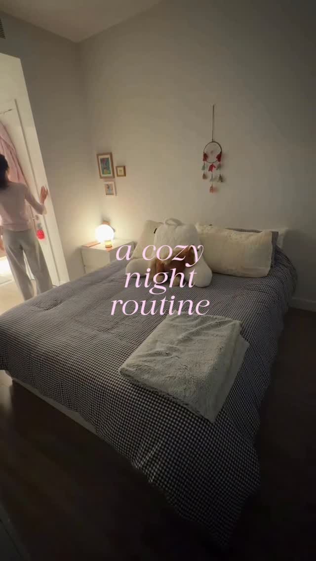 Post 10 by clare 클레어 on Instagram (video)