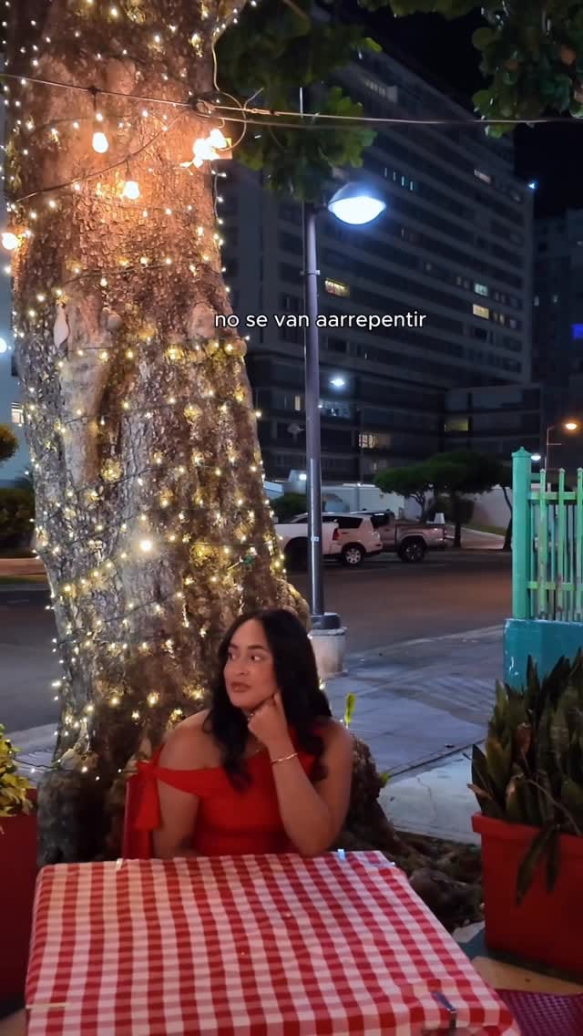 Post 3 by Las Antojás™️ 👅 Food bloggers on Instagram (video)