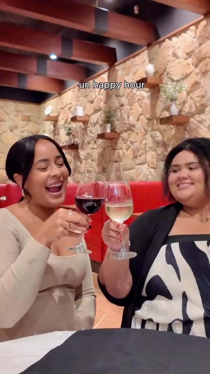 Post 6 by Las Antojás™️ 👅 Food bloggers on Instagram (video)