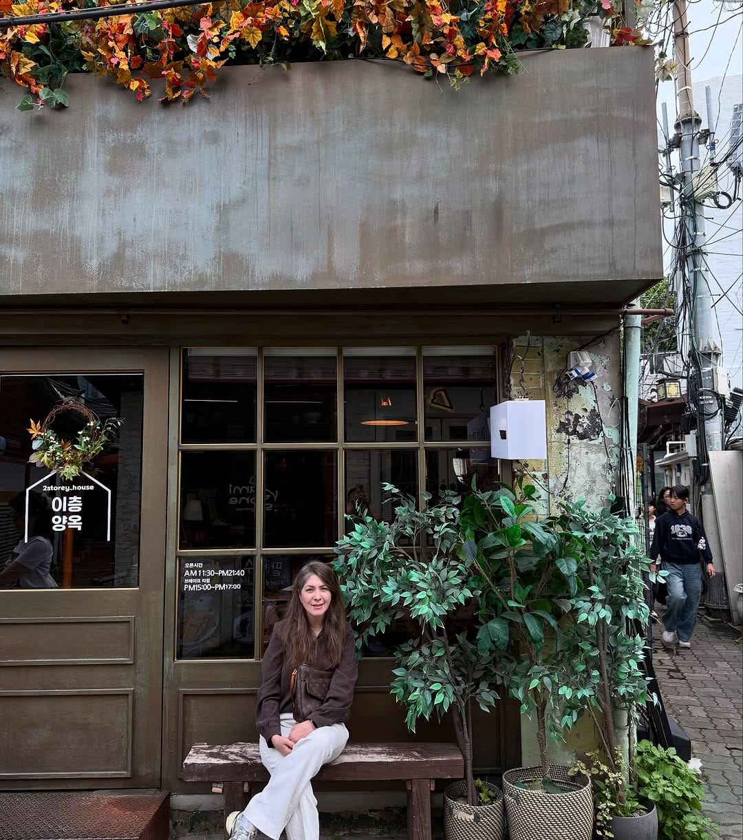 Post 4 by Maryam’s .Seoul on Instagram (carousel)
