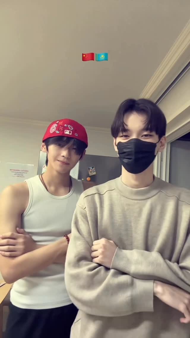Post 4 by Marlen Keńes on Instagram (video)