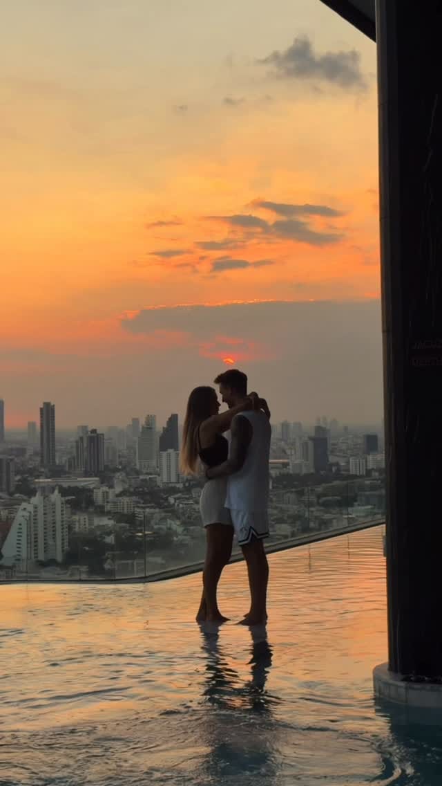Post 7 by 𝐒𝐚𝐧𝐝𝐫𝐚 𝐒𝐭𝐚𝐬𝐳𝐞𝐰𝐬𝐤𝐚 on Instagram (video)