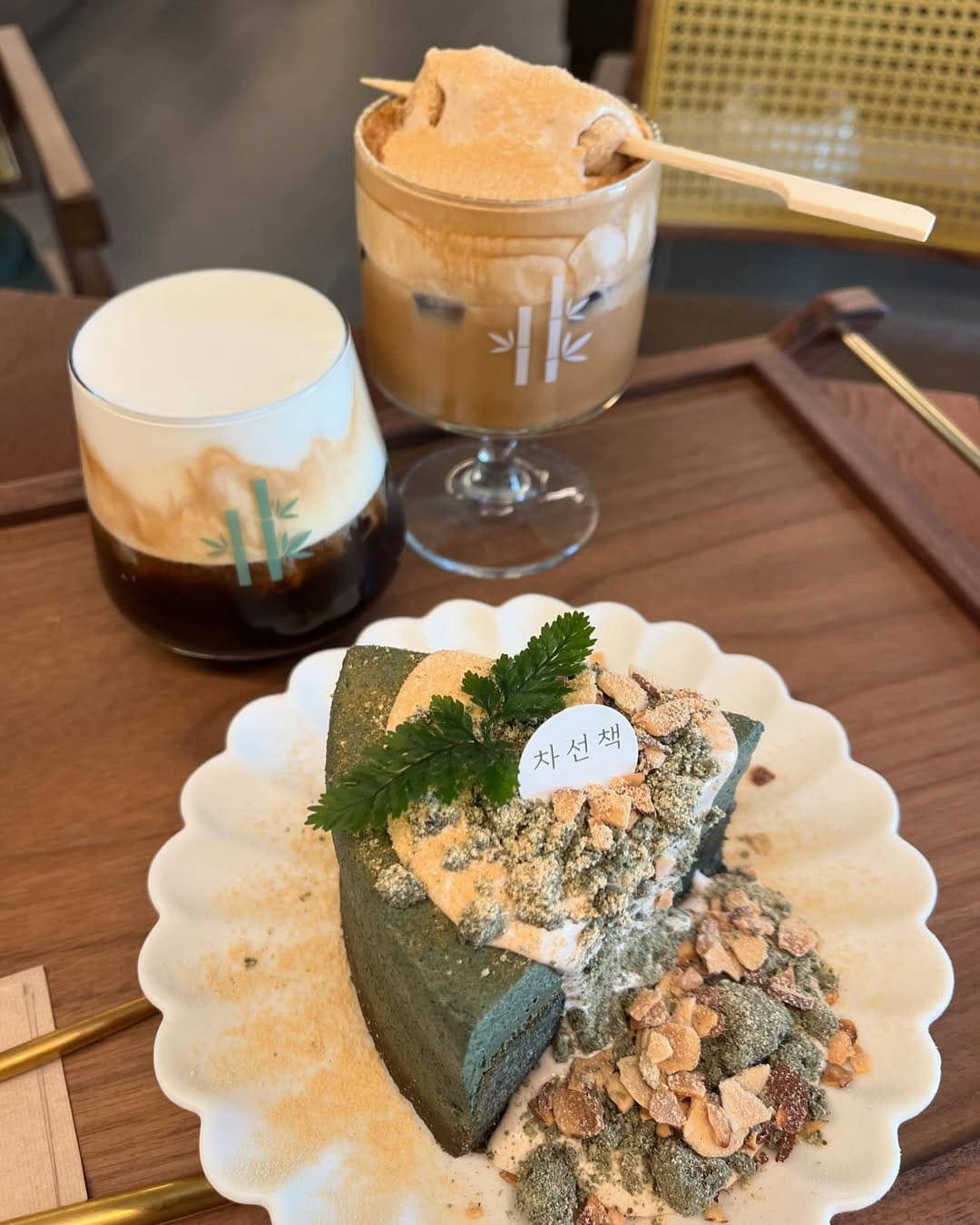Post 2 by 인천피부관리 청라피부관리 루시아에스테틱 on Instagram (carousel)