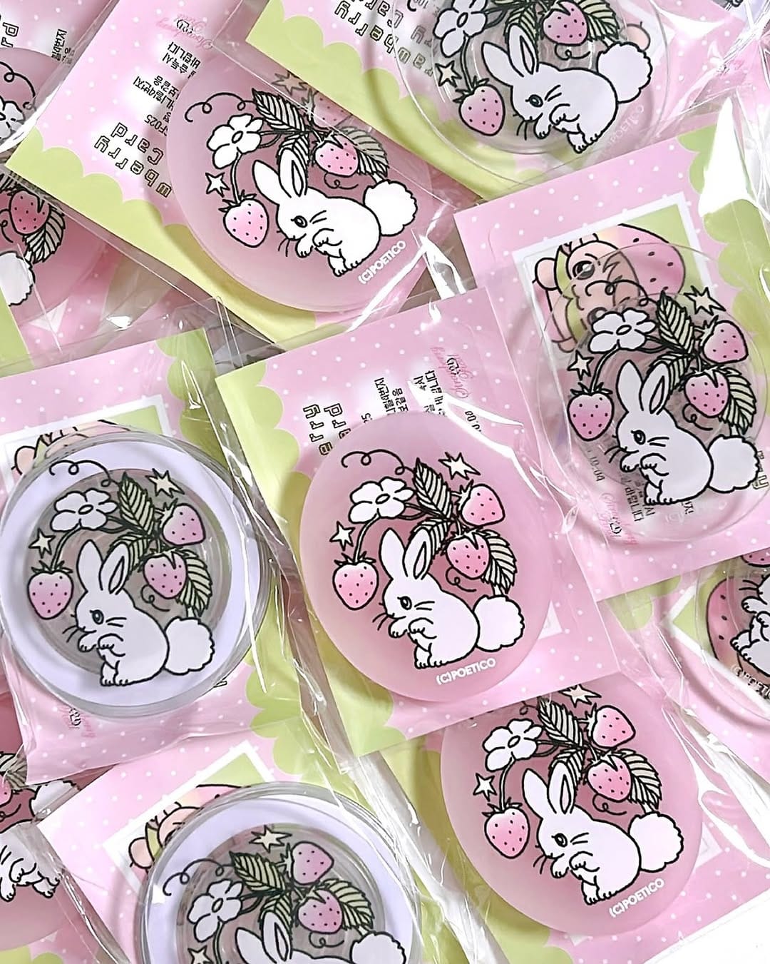 Post 4 by 𝗣♡︎𝗘𝗧𝗜𝗖♡ ︎포에티코 on Instagram (image)