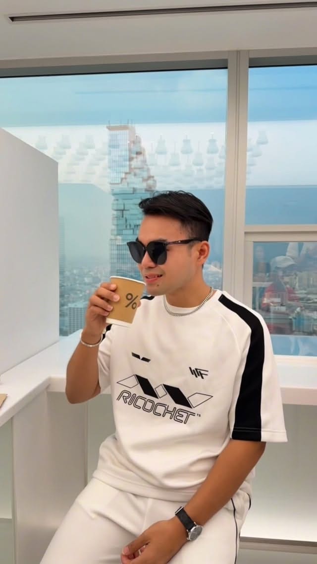 Post 1 by Behhh store on Instagram (video)