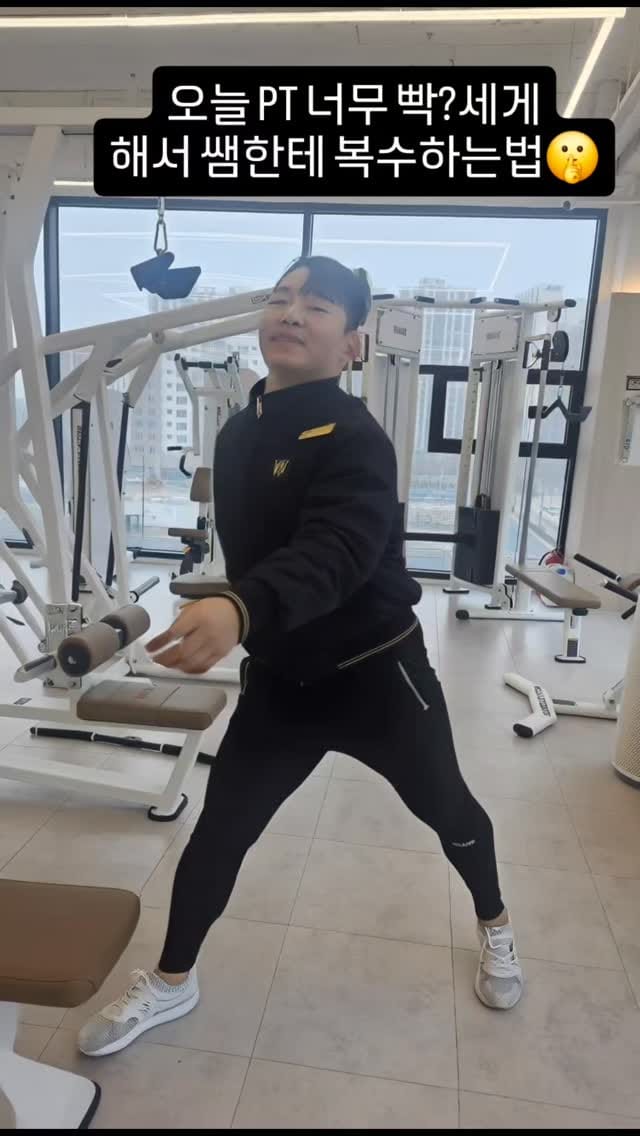 Post 4 by 안산선부동 펫마트(프랜차이즈X 개인샵👌) on Instagram (video)
