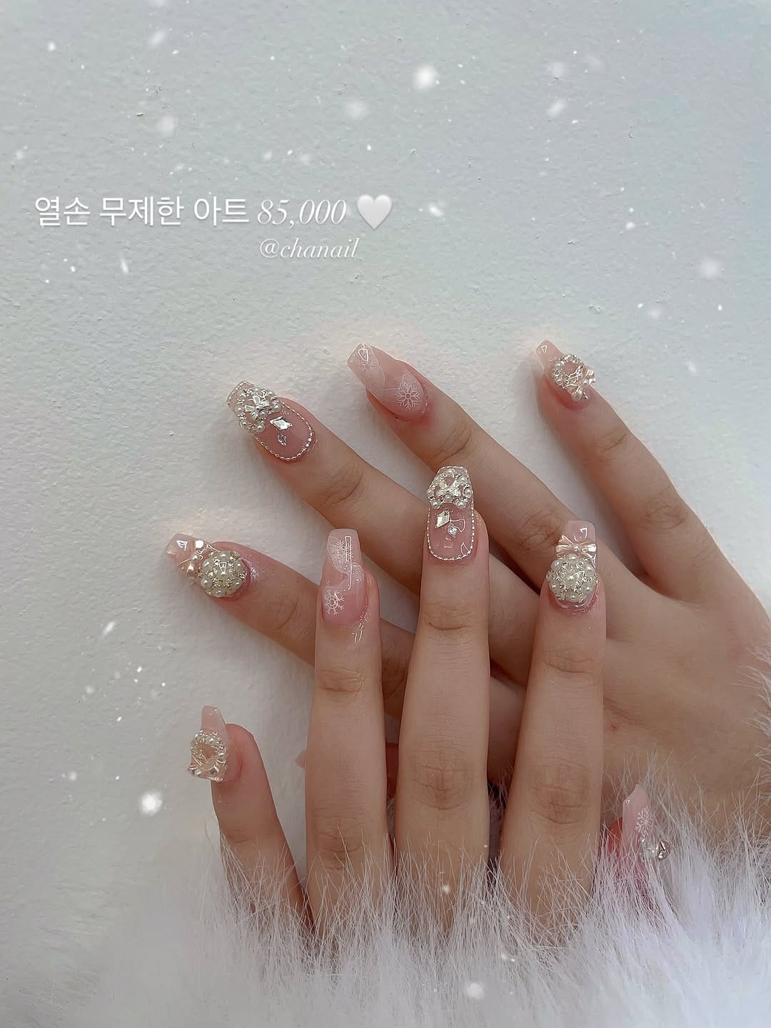 Post 6 by 수원네일 | 수원역네일 | 수원역 본점 • CHANAIL 샤네일🤎 on Instagram (image)