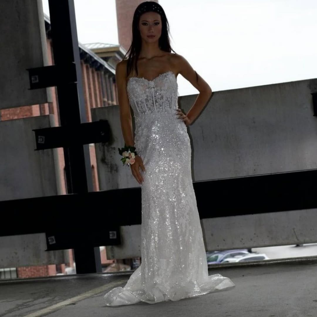 Post 10 by GLITTERATI STYLE | Dress Shop on Instagram (carousel)