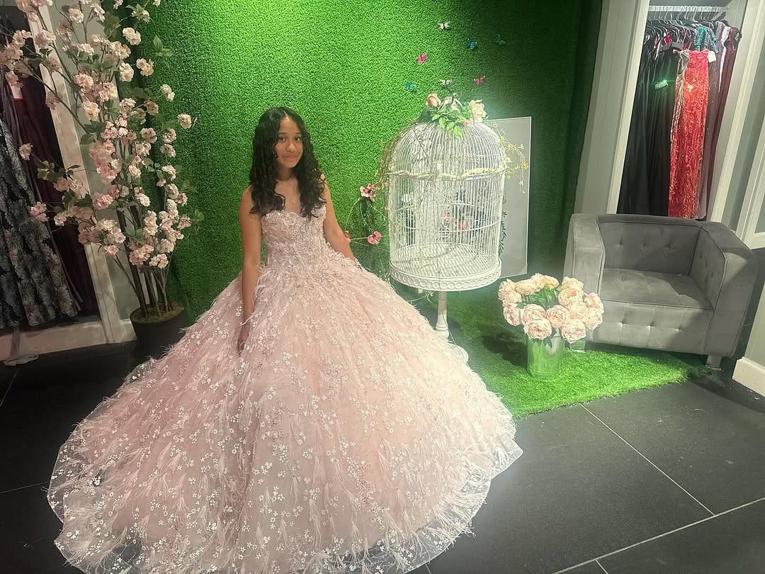 Post 3 by GLITTERATI STYLE | Dress Shop on Instagram (carousel)