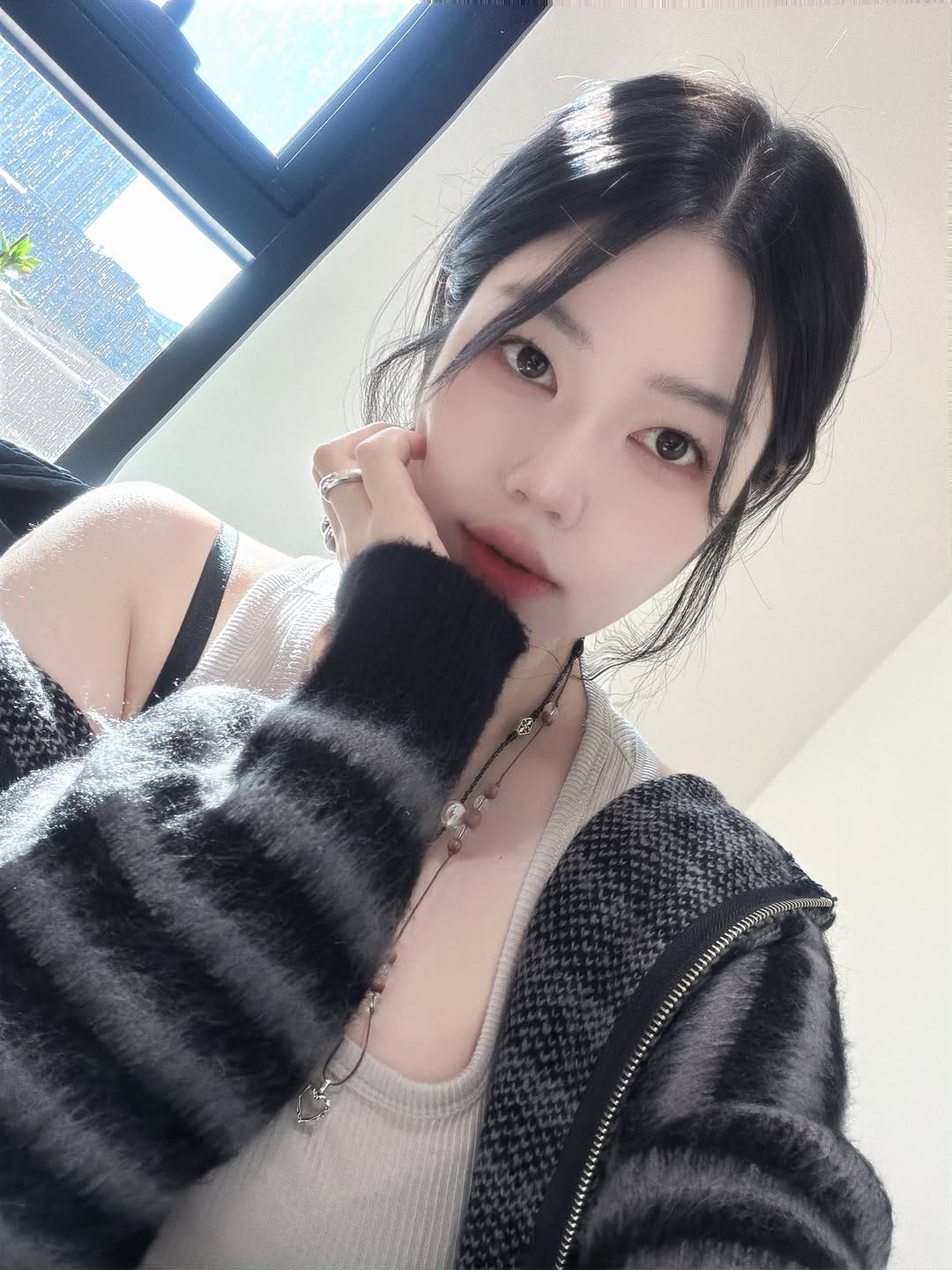Post 4 by 천서린 on Instagram (carousel)