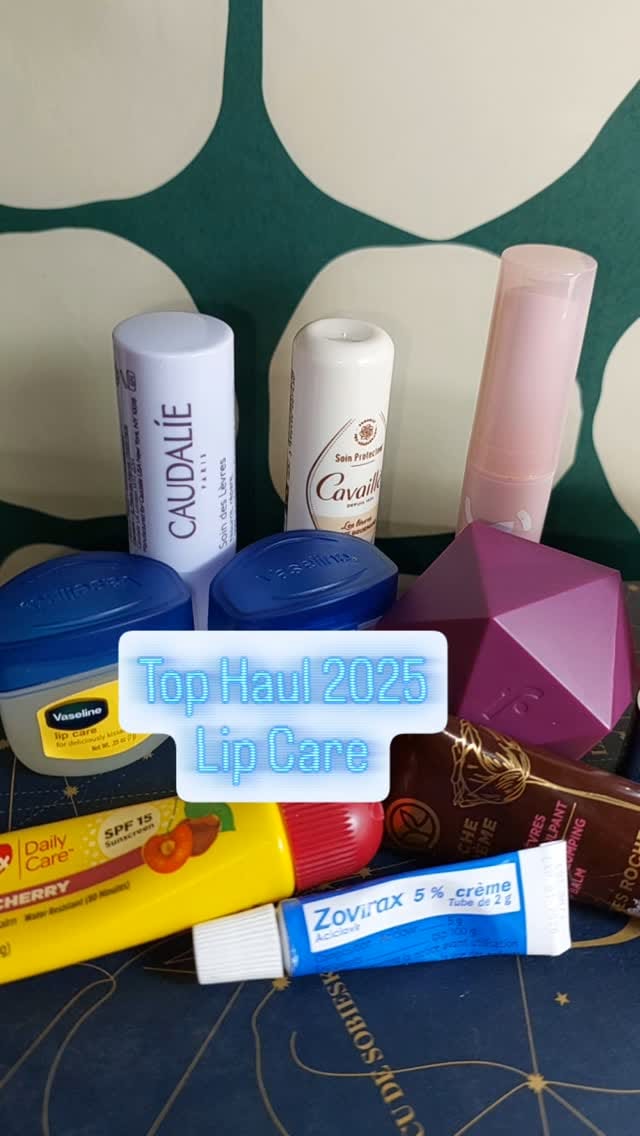 Post 5 by Houda Lgatt Reviews on Instagram (video)
