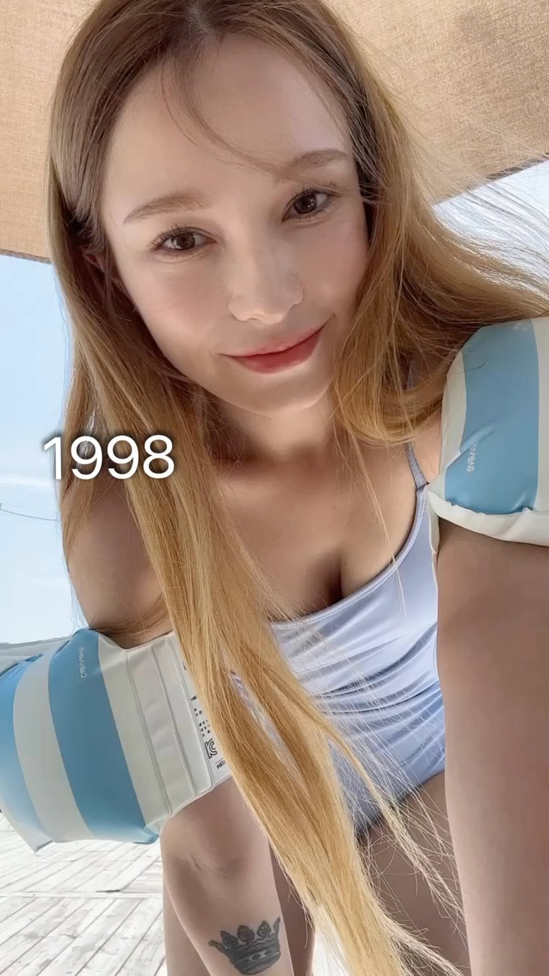 Post 8 by Nikonova Liana 리아나 on Instagram (video)